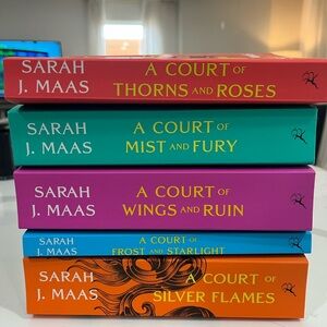 ACOTAR full series- brand new!